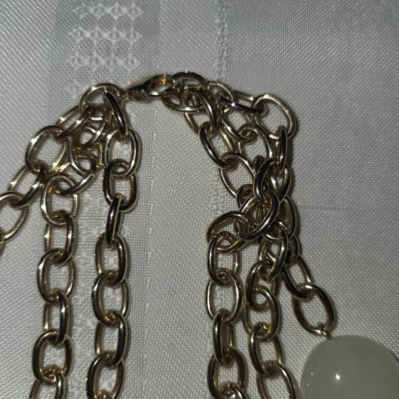 3 Strand Pale Blue Frosted Stone Necklace Chunky Statement Tiered White Stones - Picture 6 of 8